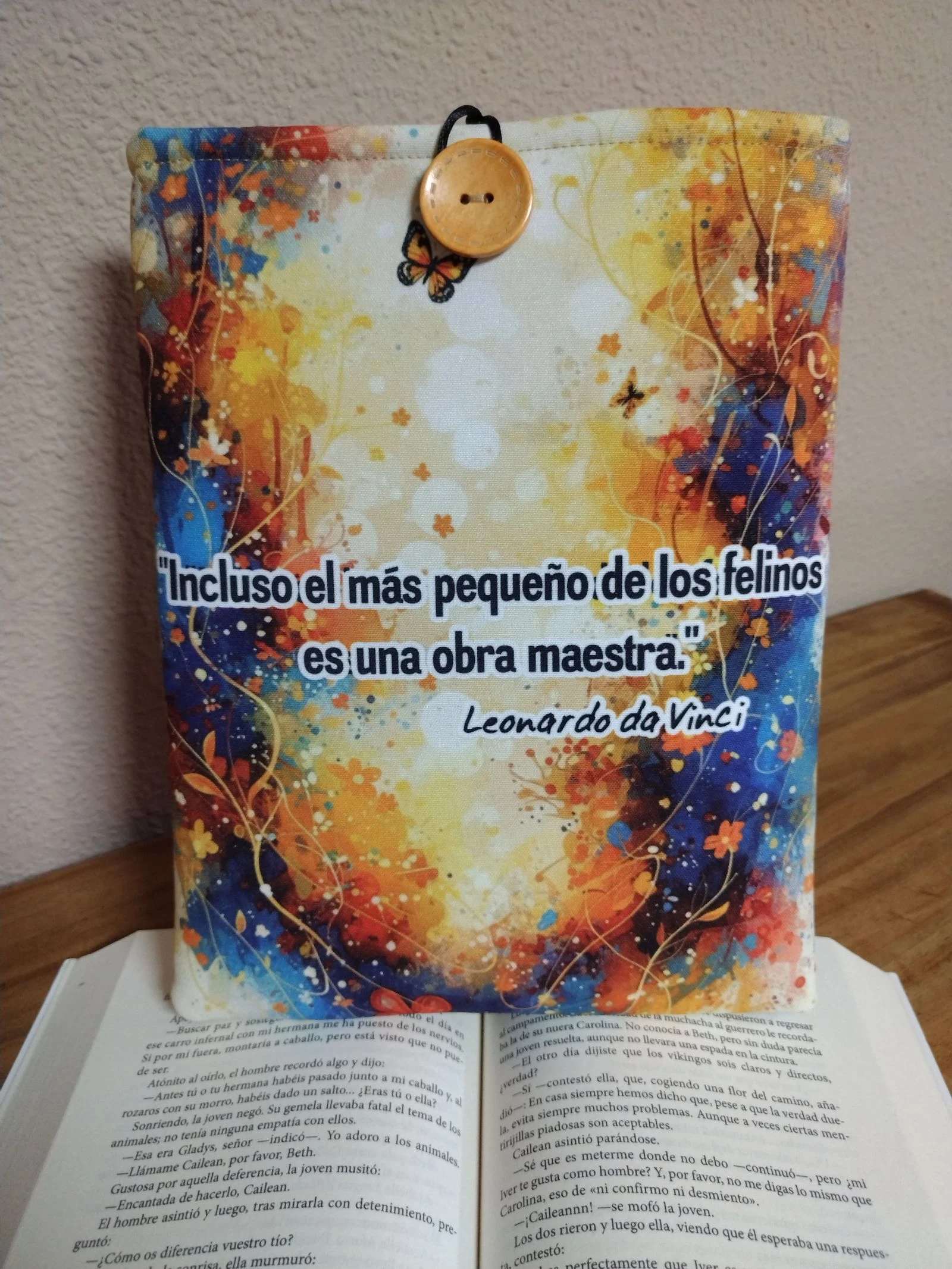 Bolsa literária acolchoada - Design de gato e menina - Feito à mão – photo 2